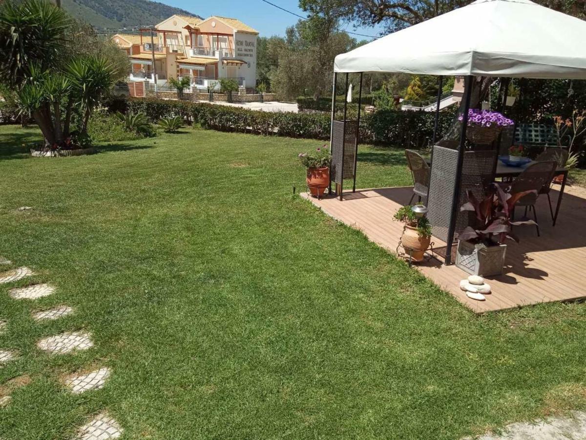 Sunny Garden Villa بلاتاريا المظهر الخارجي الصورة